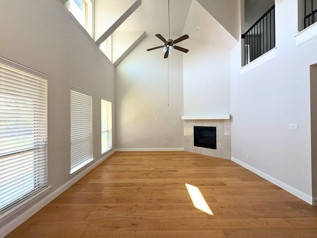 501 Upper Falls Ln - Photo 2 of 18