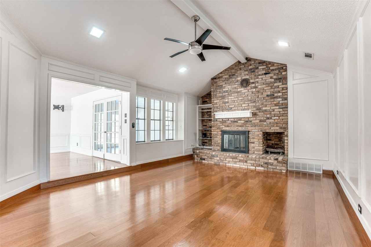 1021 Auburn Dr - Photo 4 of 25