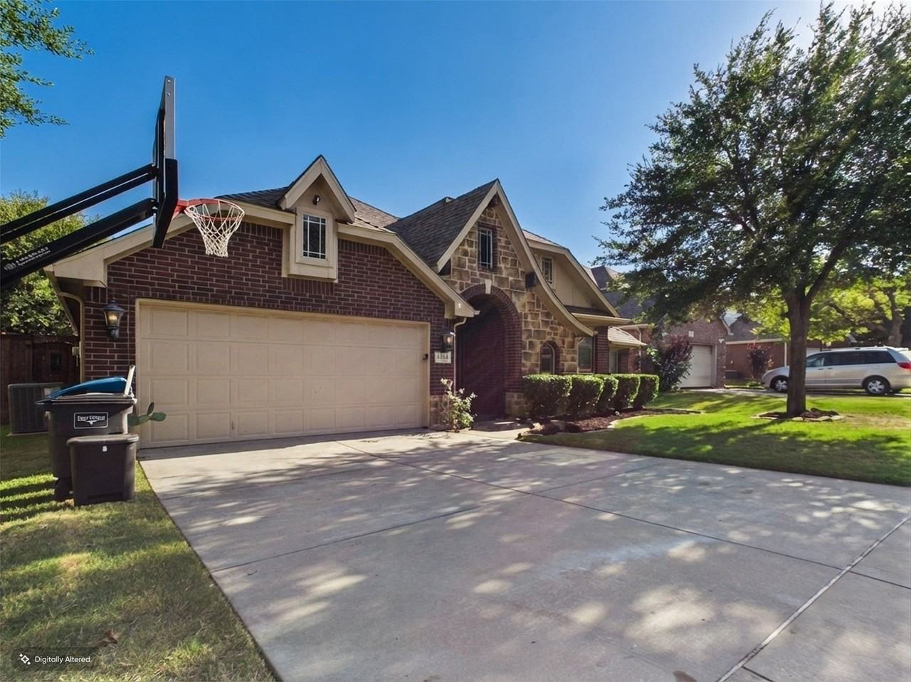 4104 Volk Ct - Photo 2 of 40