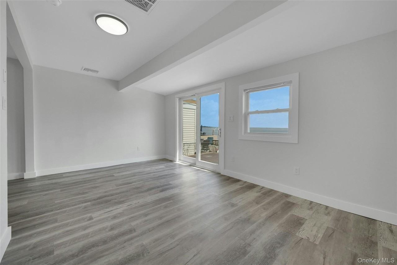 512 Minnieford Ave #508 - Photo 5 of 24