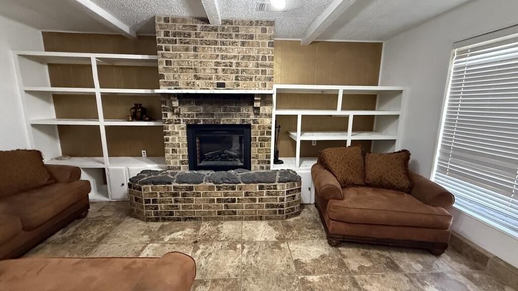 1840 E 49th St - Photo 4 of 37