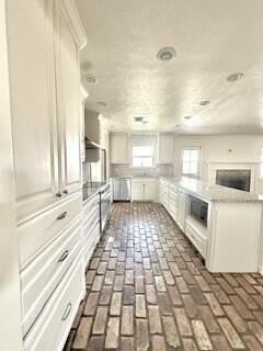 2810 Marmon Dr - Photo 6 of 21