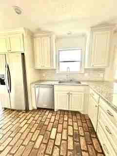 2810 Marmon Dr - Photo 7 of 21