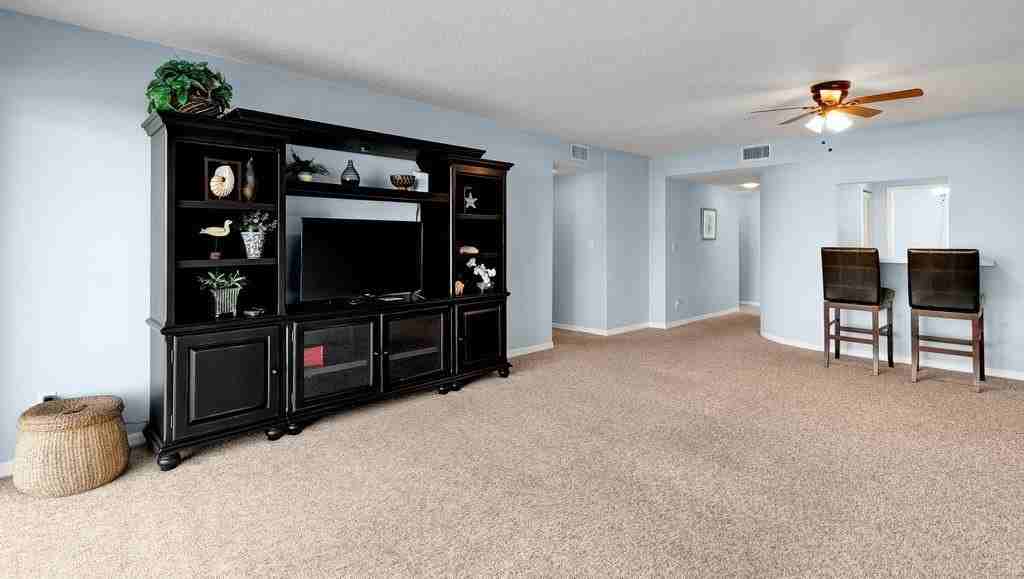 6122 River Run Dr #203B - Photo 6 of 36