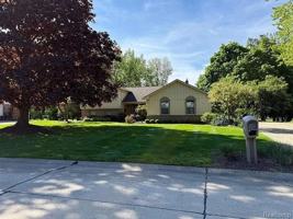 featured image of 36157 Parklane Cir