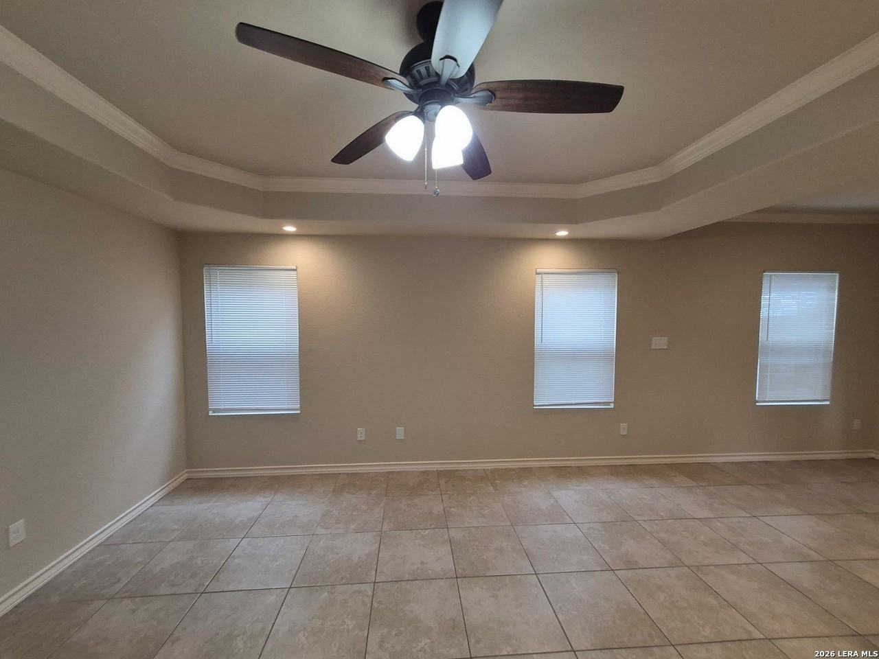 7034 Lakeview Dr #102 - Photo 3 of 28