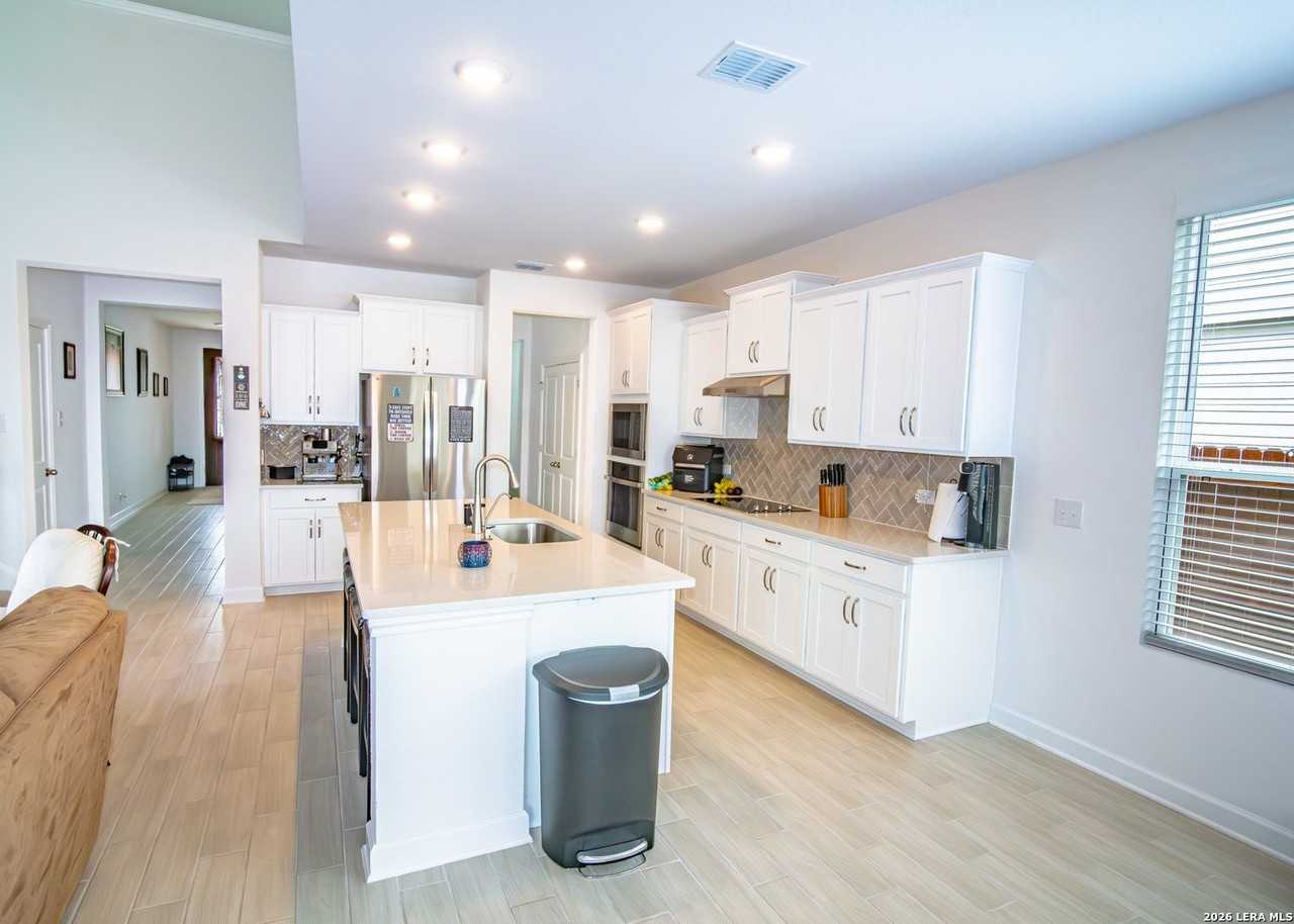 149 Mallorys Way - Photo 4 of 15