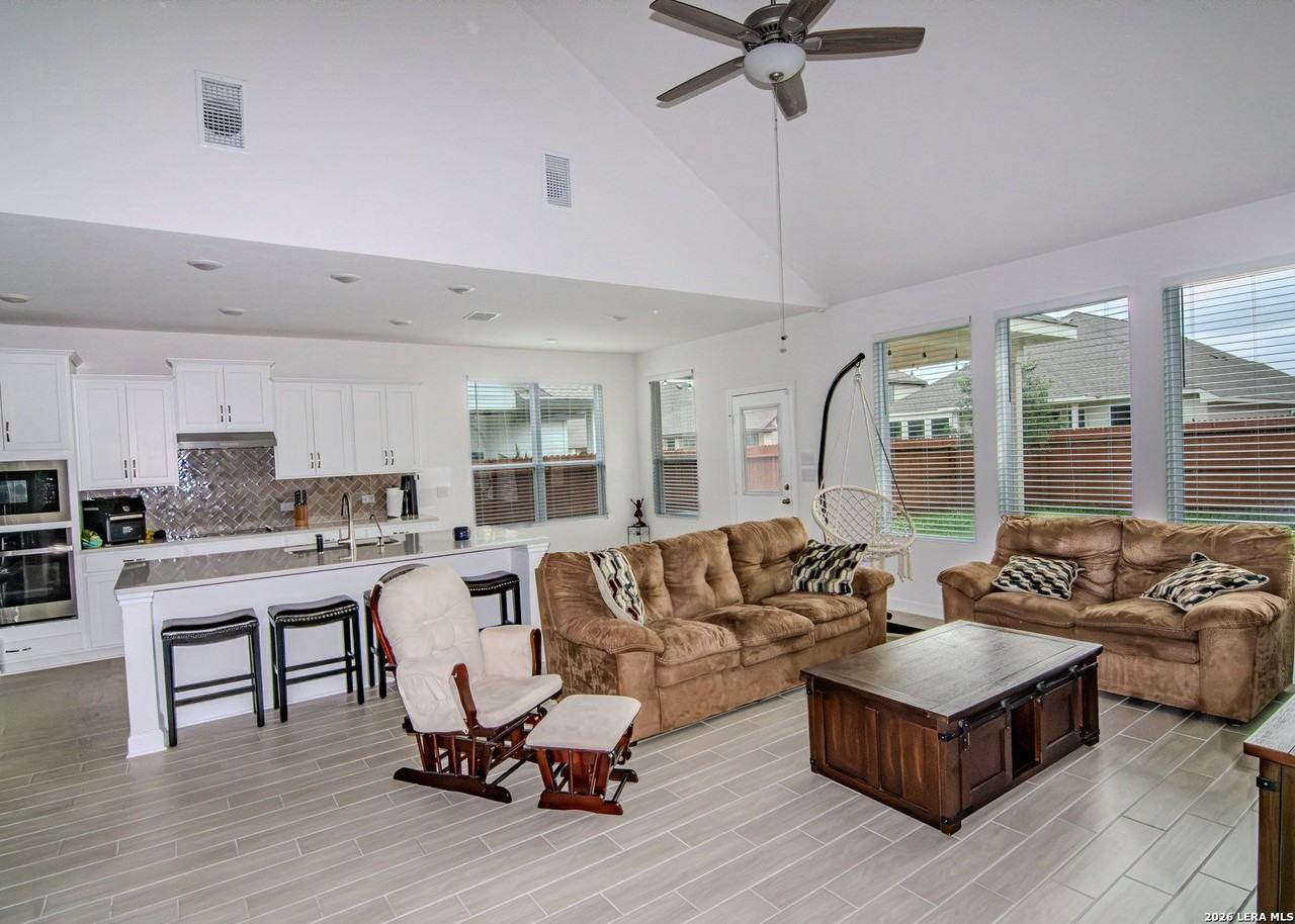 149 Mallorys Way - Photo 6 of 15