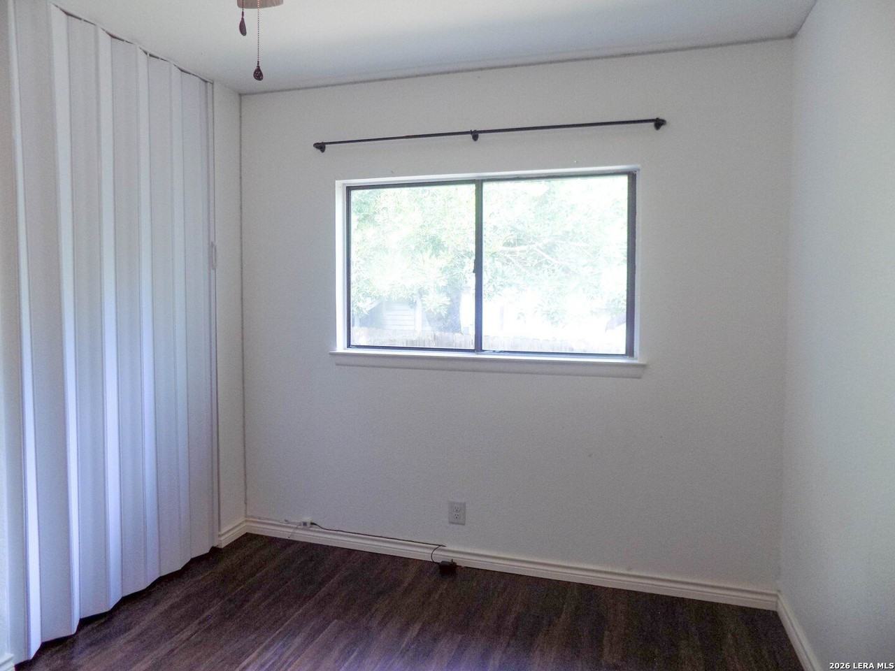 13039 Chimney Oak Dr - Photo 4 of 8