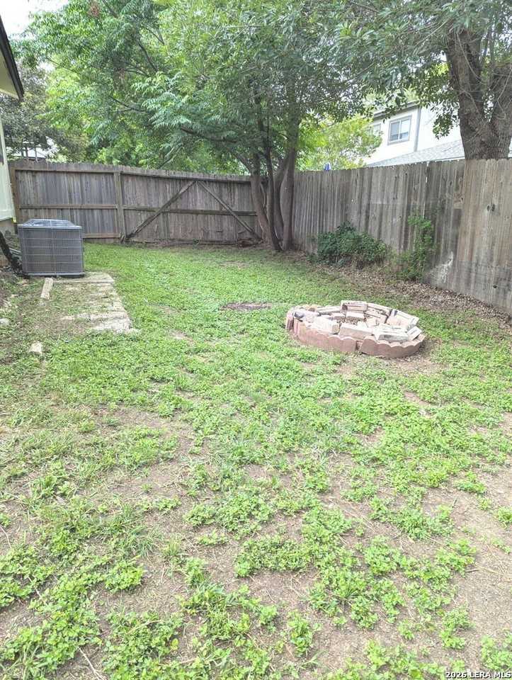 13039 Chimney Oak Dr - Photo 5 of 8