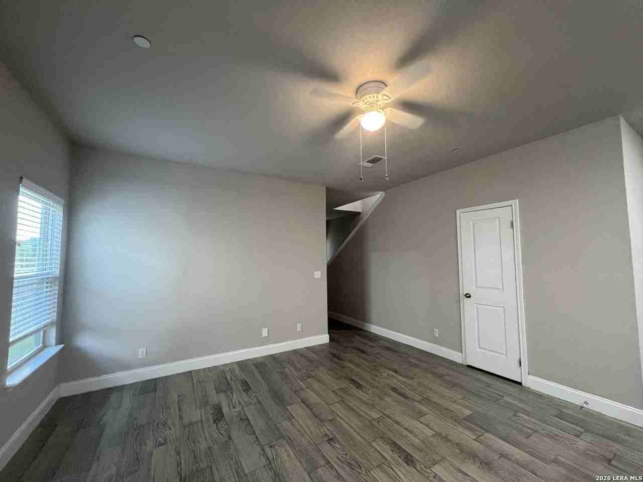 7417 Savannah Brks - Photo 6 of 31