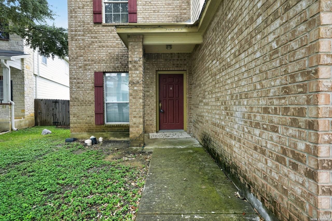 3826 Otono - Photo 3 of 30