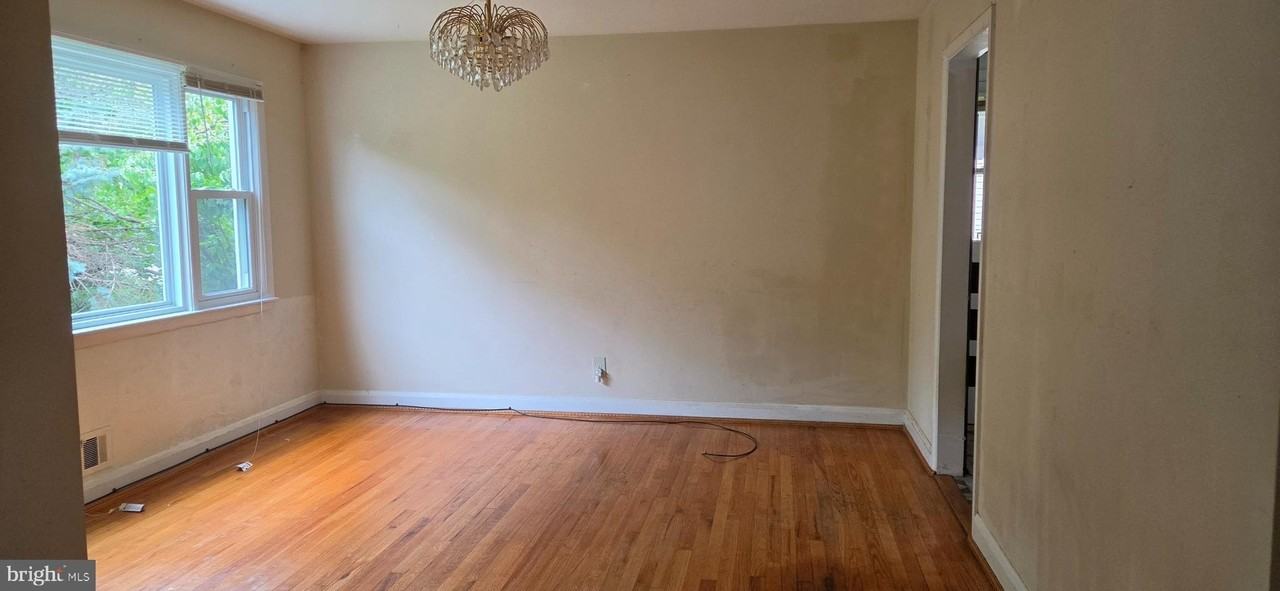 3109 Smith Ave - Photo 3 of 13