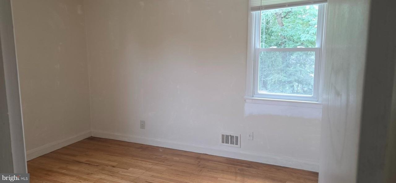 3109 Smith Ave - Photo 7 of 13