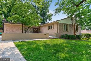 featured image of 6216 Goodview St