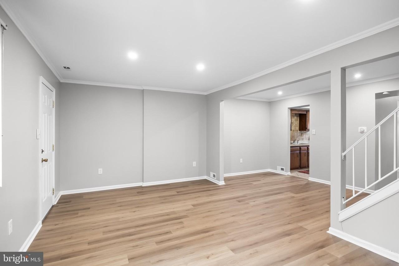 13 Hopewell Ln - Photo 7 of 19
