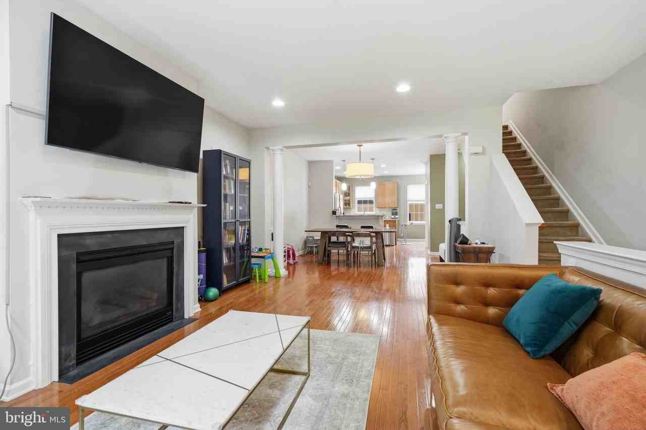 44 Livingston St - Photo 5 of 33