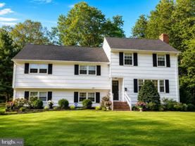 269 Shadybrook Ln - Photo 1 of 1