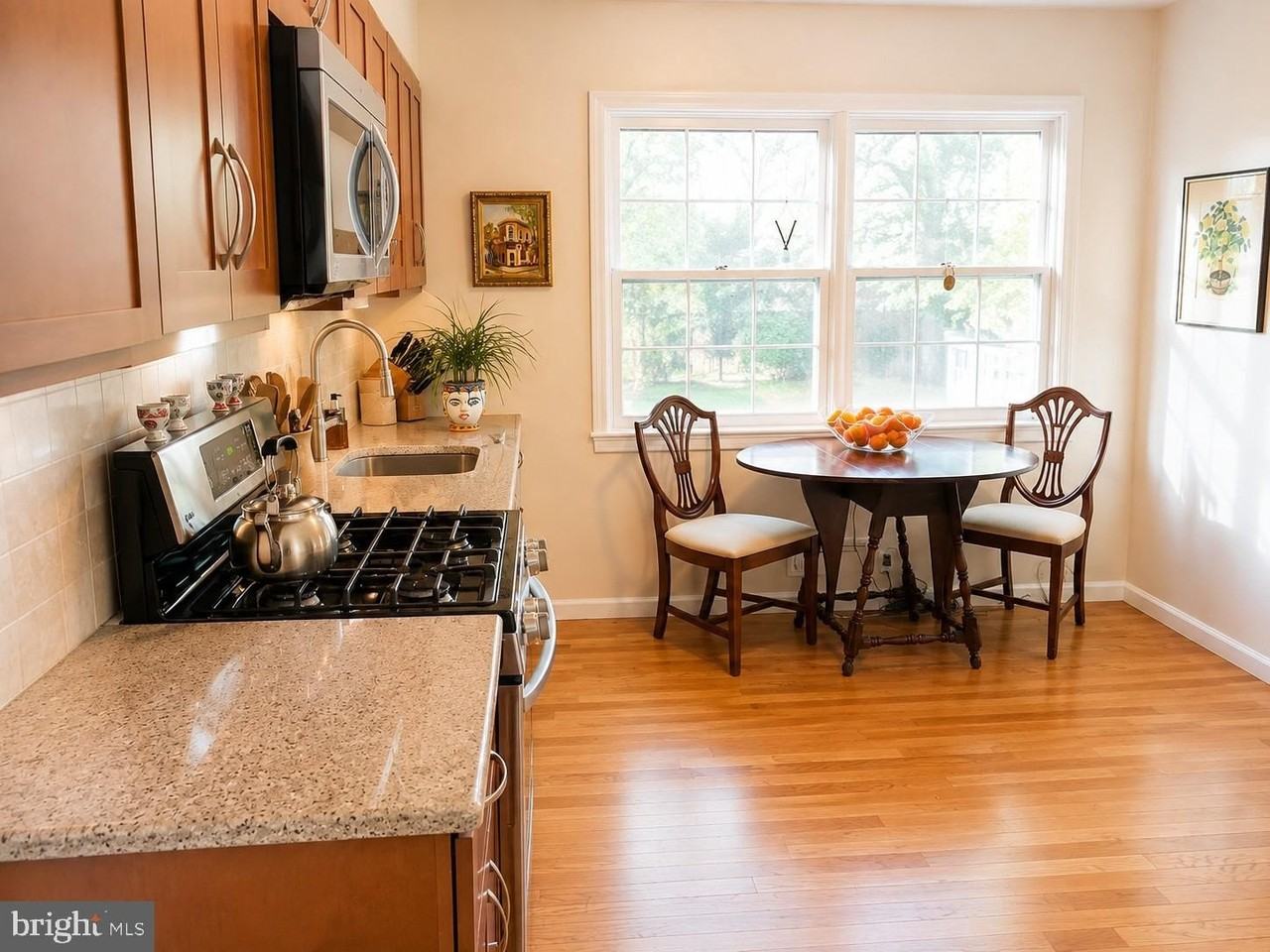 269 Shadybrook Ln - Photo 6 of 20