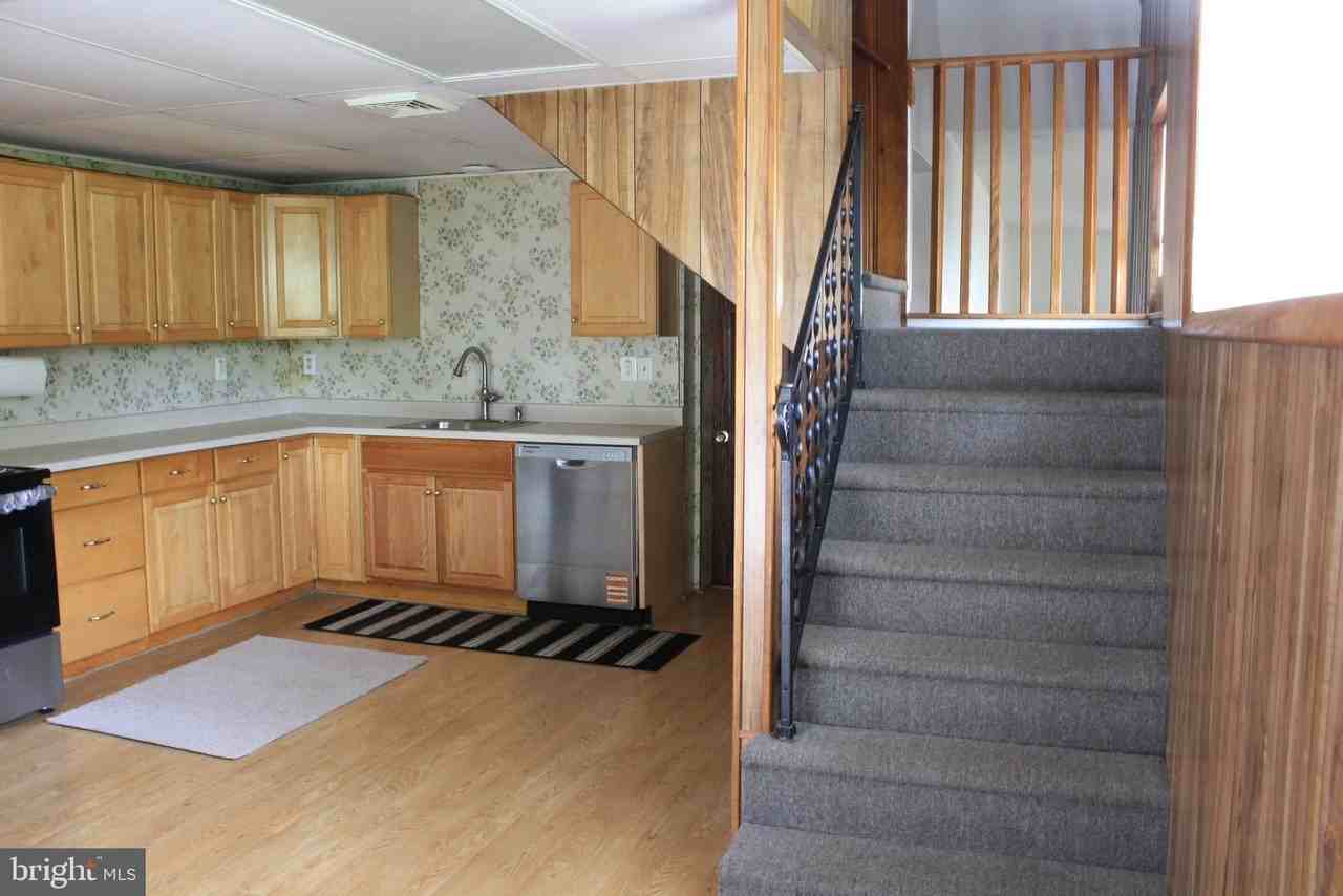 1349 Phoenixville Pike Unit C - Photo 6 of 14