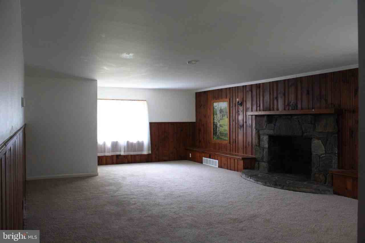 1349 Phoenixville Pike Unit C - Photo 7 of 14