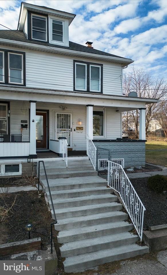 2721 Butler St - Photo 3 of 50
