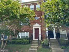 featured image of 1310 Saunders Dr