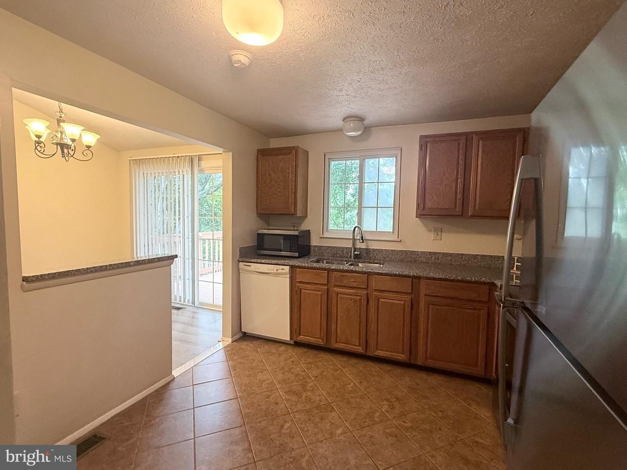 3814 Beech Down Dr - Photo 6 of 31
