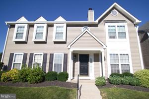 featured image of 7718B Lexton Pl #102