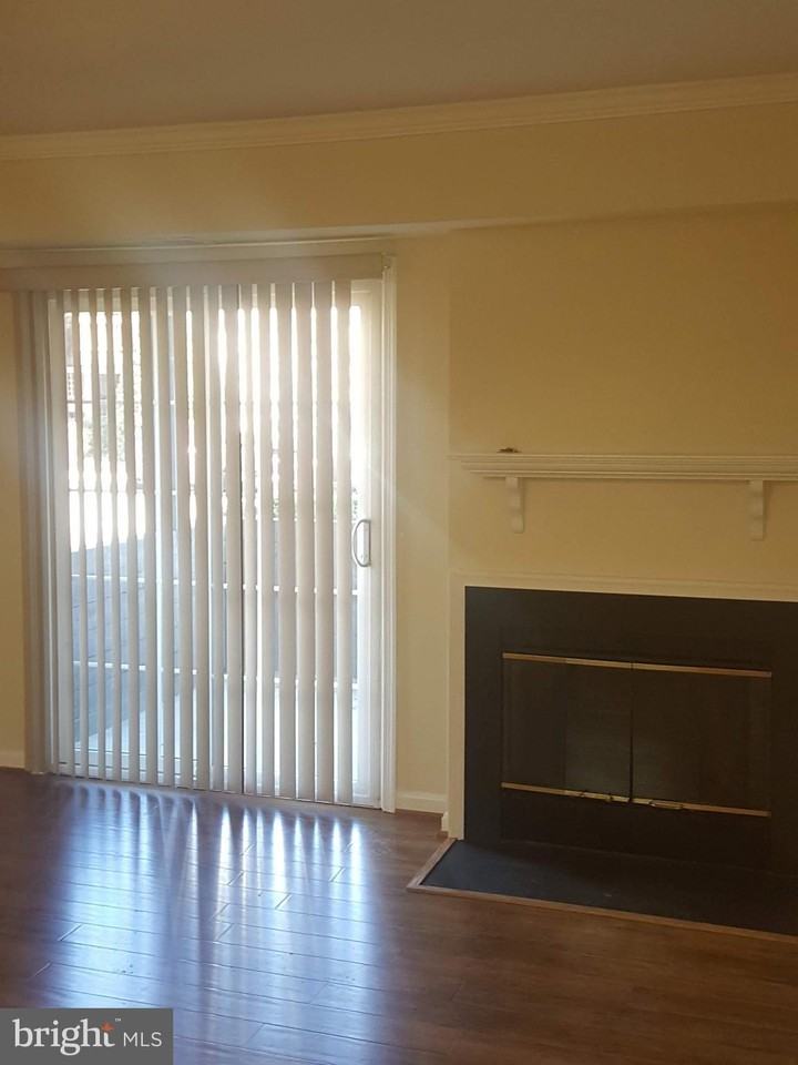 6921 Victoria Dr #A - Photo 6 of 14