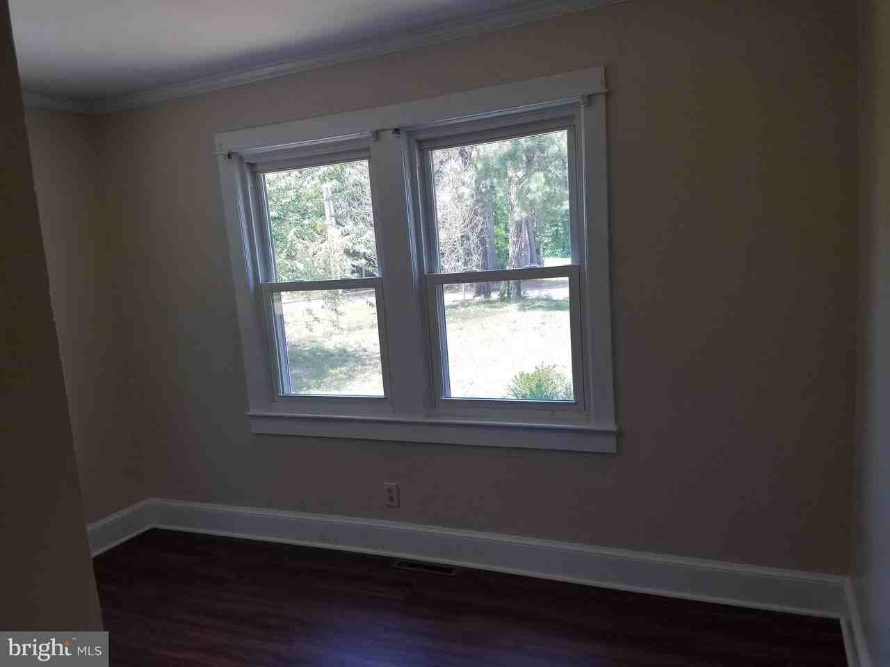 10118 Dahlgren Rd - Photo 6 of 17