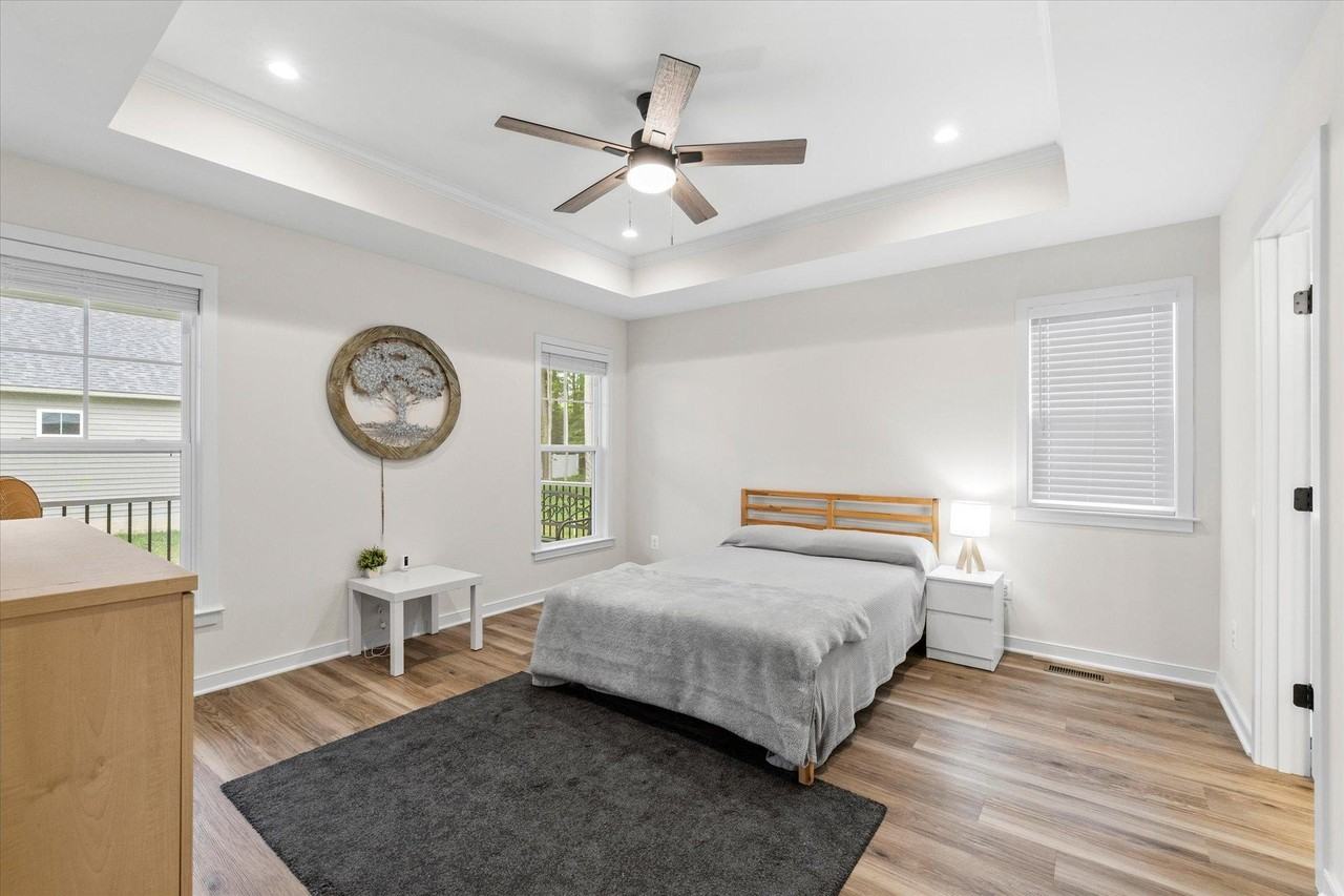 1274 Holly Vista Dr - Photo 5 of 33