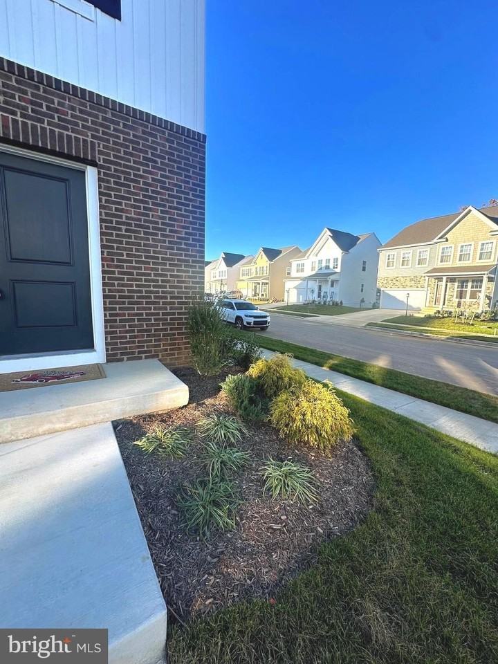 57 Brookfield Mews - Photo 4 of 43