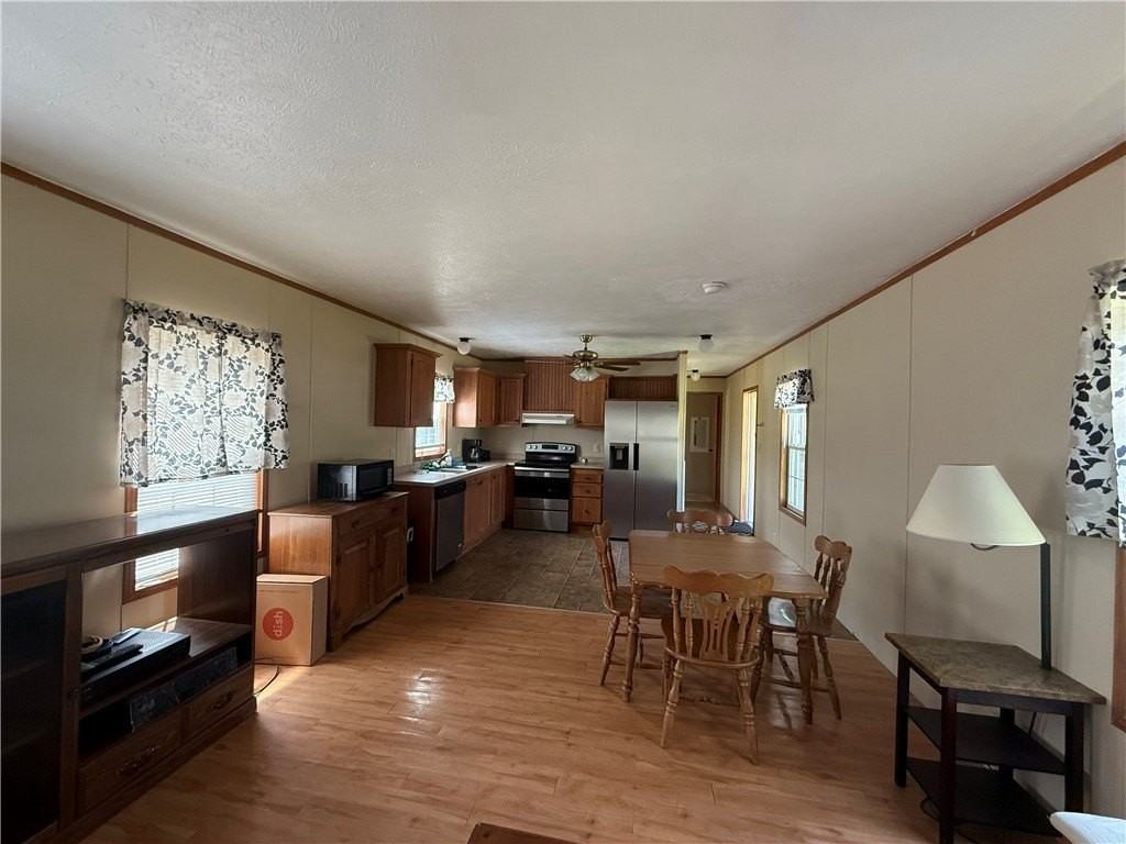 1761 Old Youngstown Rd - Photo 4 of 10