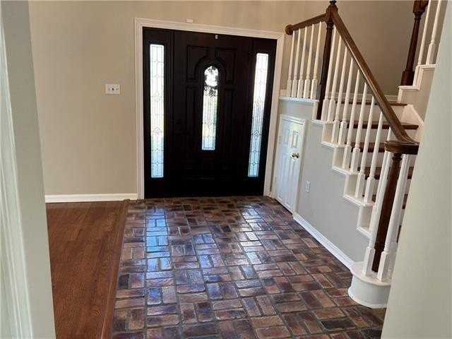 230 Cross Gates Blvd - Photo 3 of 31