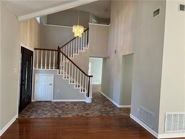 230 Cross Gates Blvd - Photo 4 of 31