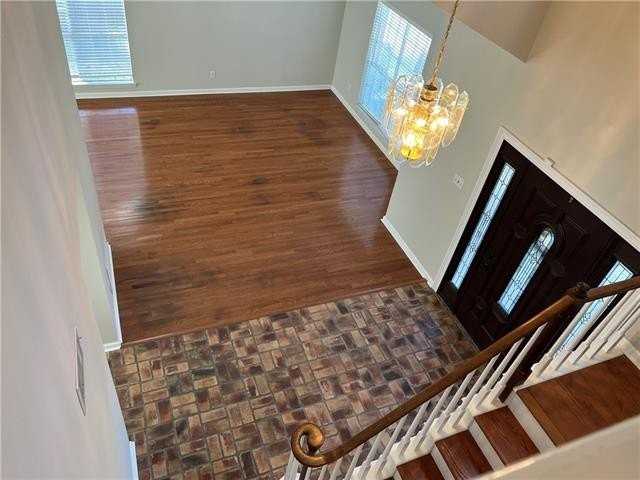 230 Cross Gates Blvd - Photo 5 of 31