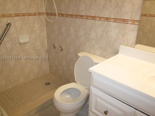 10822 N Kendall Dr #S15 - Photo 5 of 20