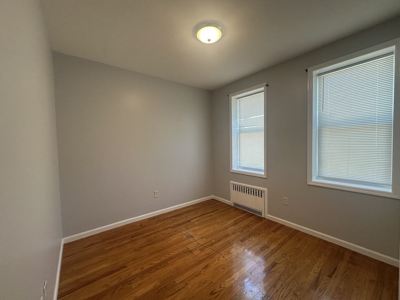 49 5th St - Photo 4 of 6