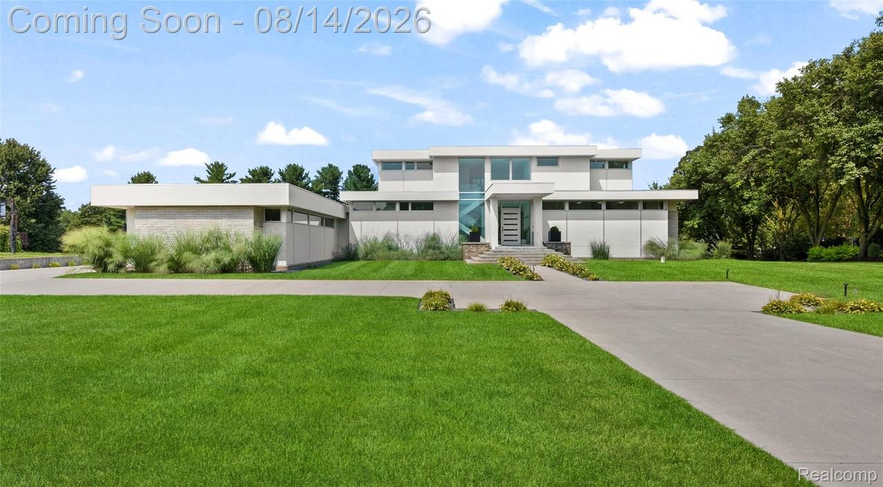 1735 Fairview Ct - Photo 2 of 50