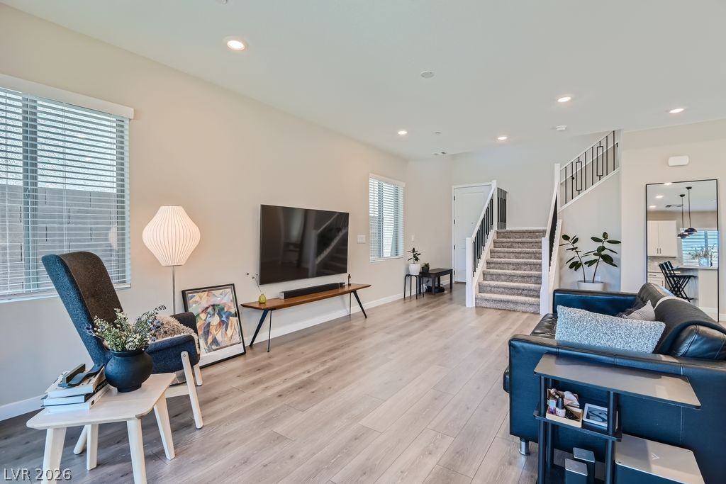 11604 Desert Hollow Ave - Photo 7 of 28