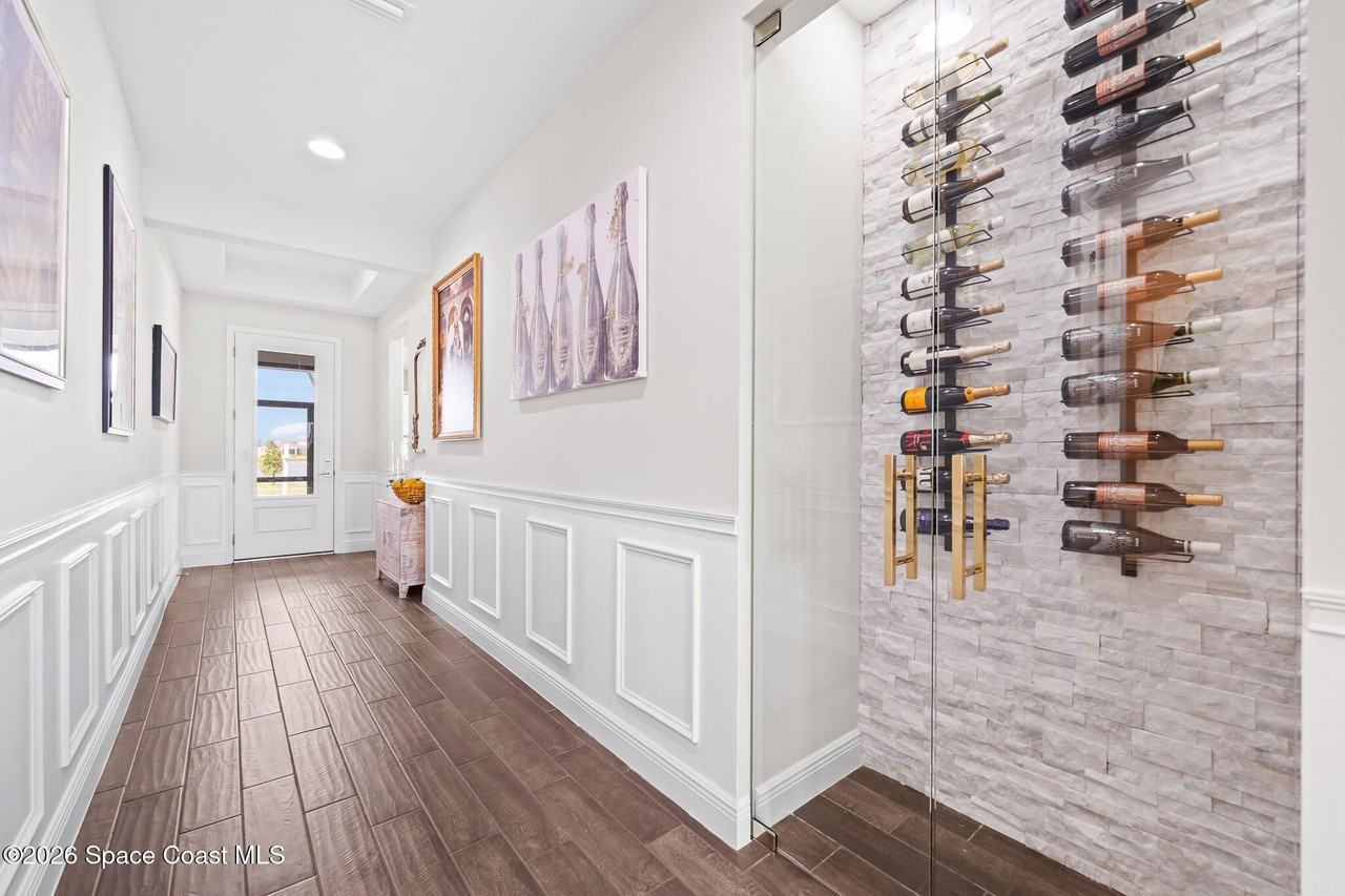 2258 Pangea Cir - Photo 2 of 38