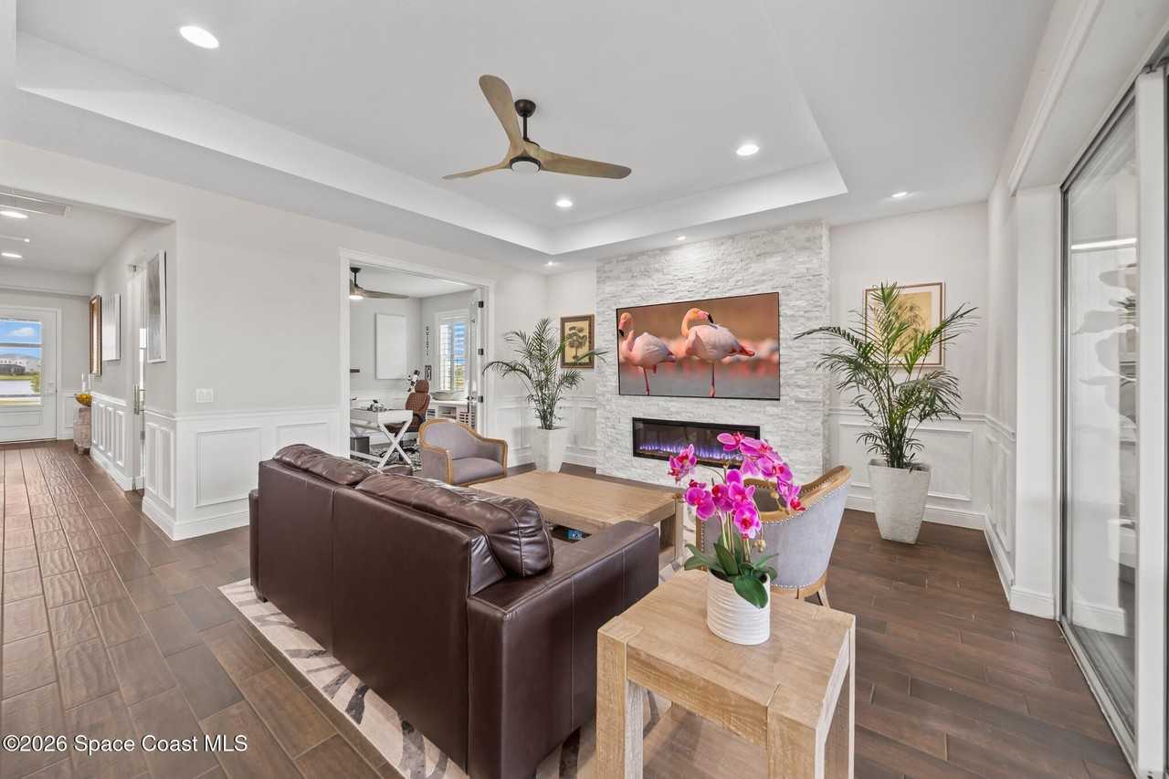 2258 Pangea Cir - Photo 6 of 38