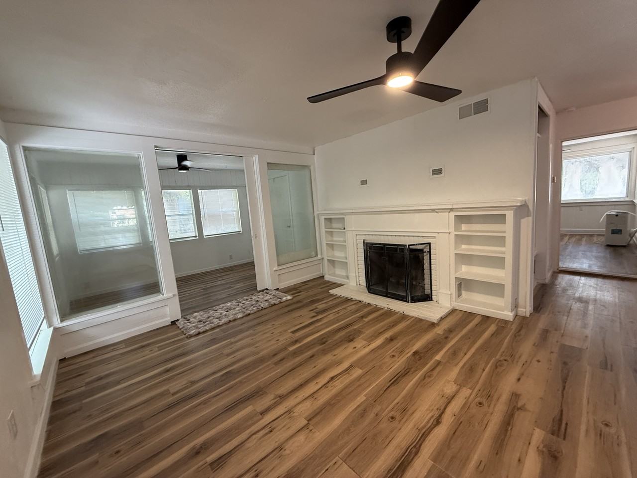 710 F St Nw #1 - Photo 6 of 27