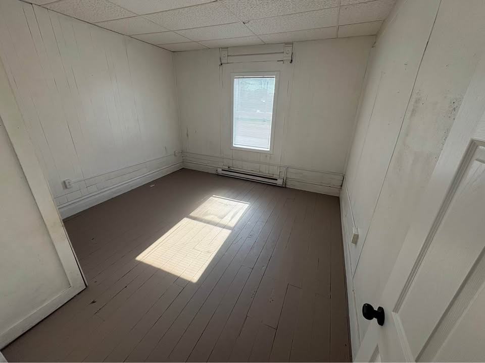 400 N Anderson St #400 - Photo 6 of 12