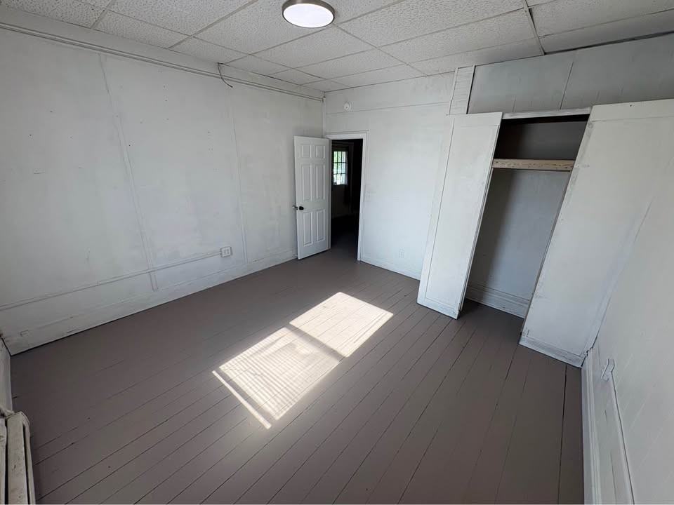 400 N Anderson St #400 - Photo 7 of 12