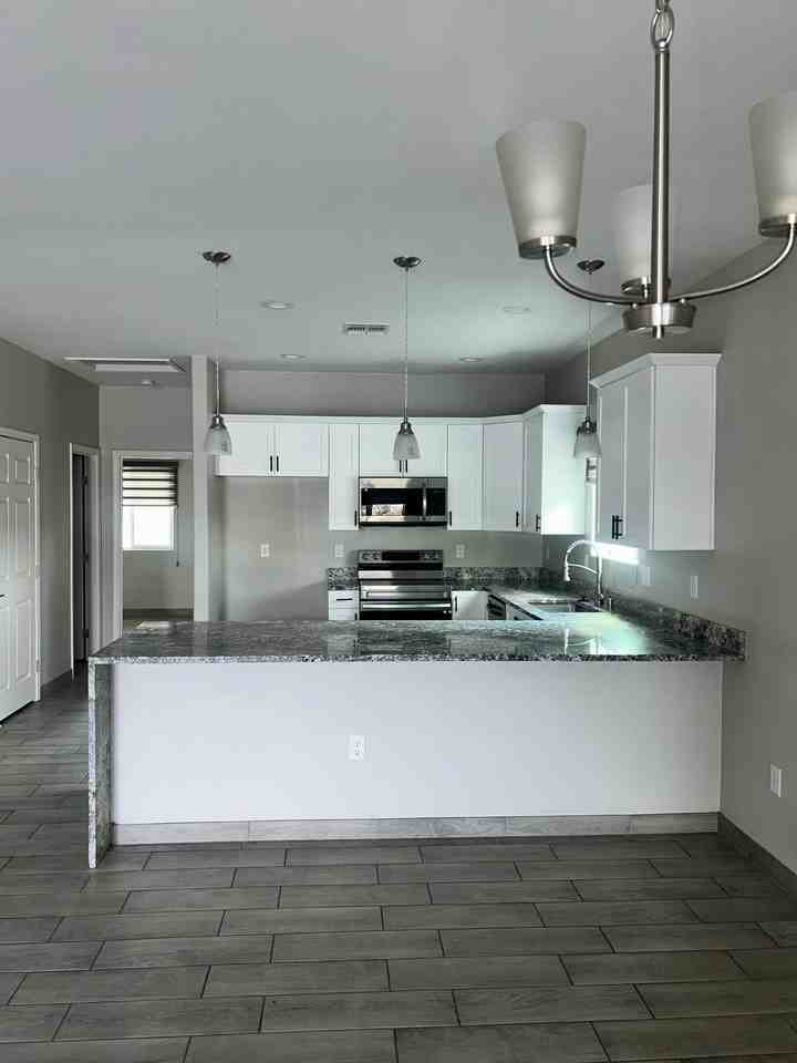 1848 Silver Ct #1 - Photo 2 of 16