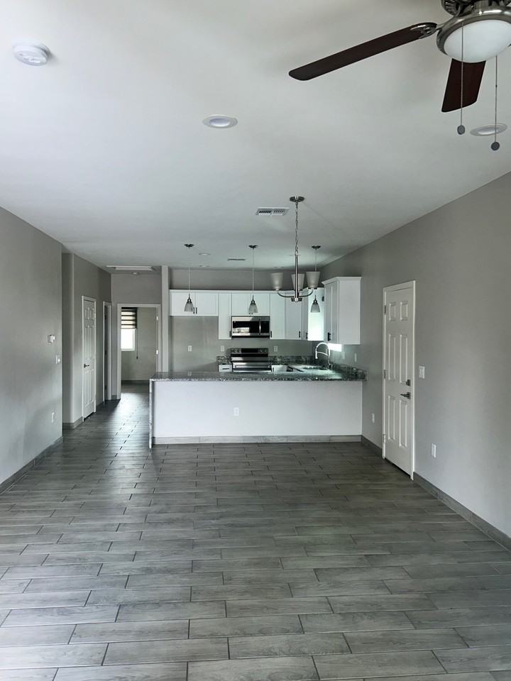 1848 Silver Ct #1 - Photo 3 of 16