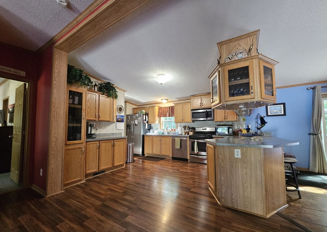 1094 White Mountain Hwy #1 - Photo 2 of 17