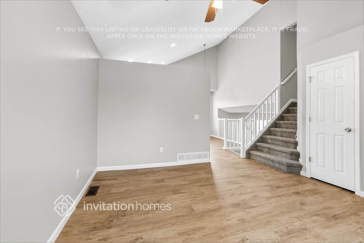 1452 Canoe Creek Dr - Photo 7 of 27